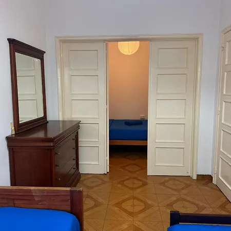 3 Bedrooms Close Airport *