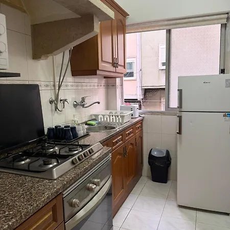 Apartment 3 Bedrooms Close Airport Lissabon