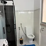 3 Bedrooms Close Airport Апартаменты *
